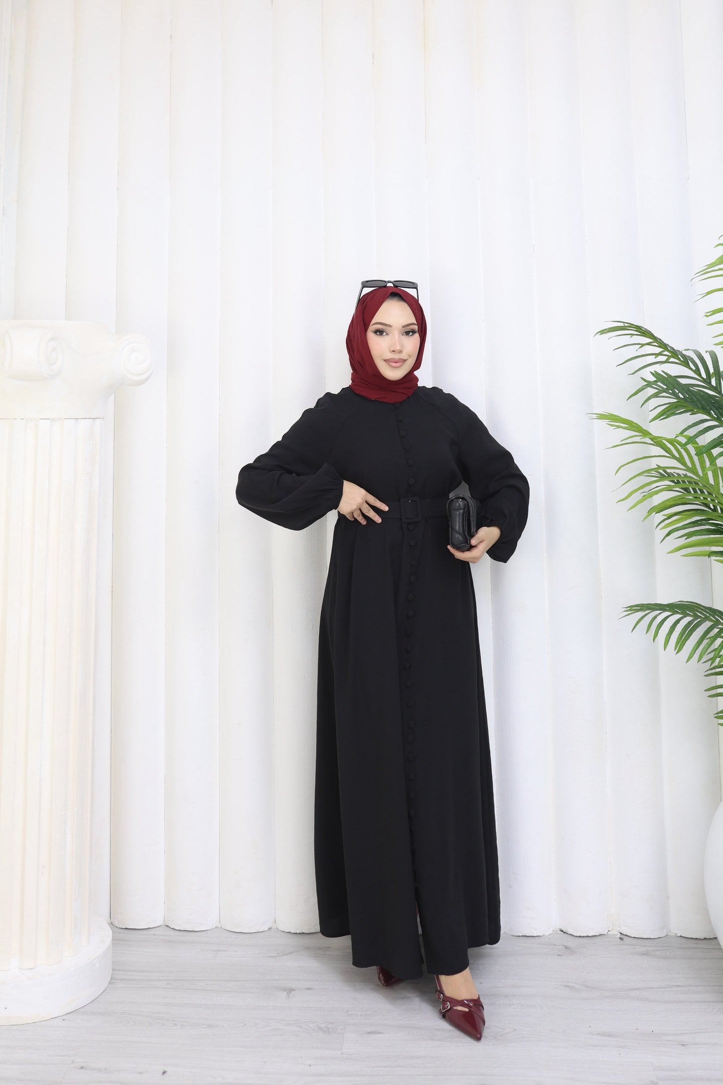 LAVİN KLEID SCHWARZ