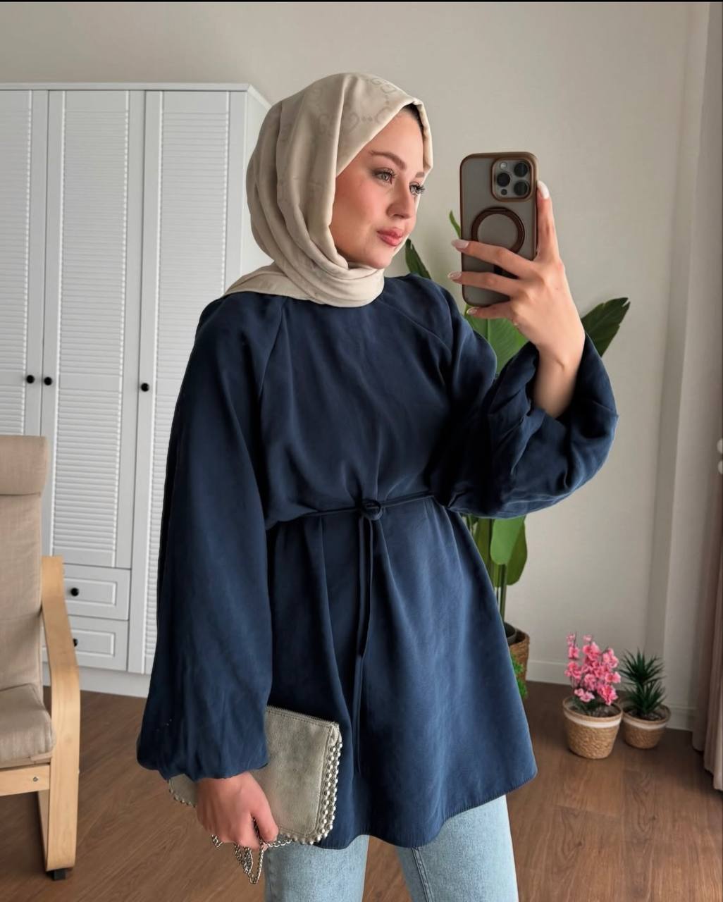 Elegante Tunika-Bluse mit Taillenband in Navy
