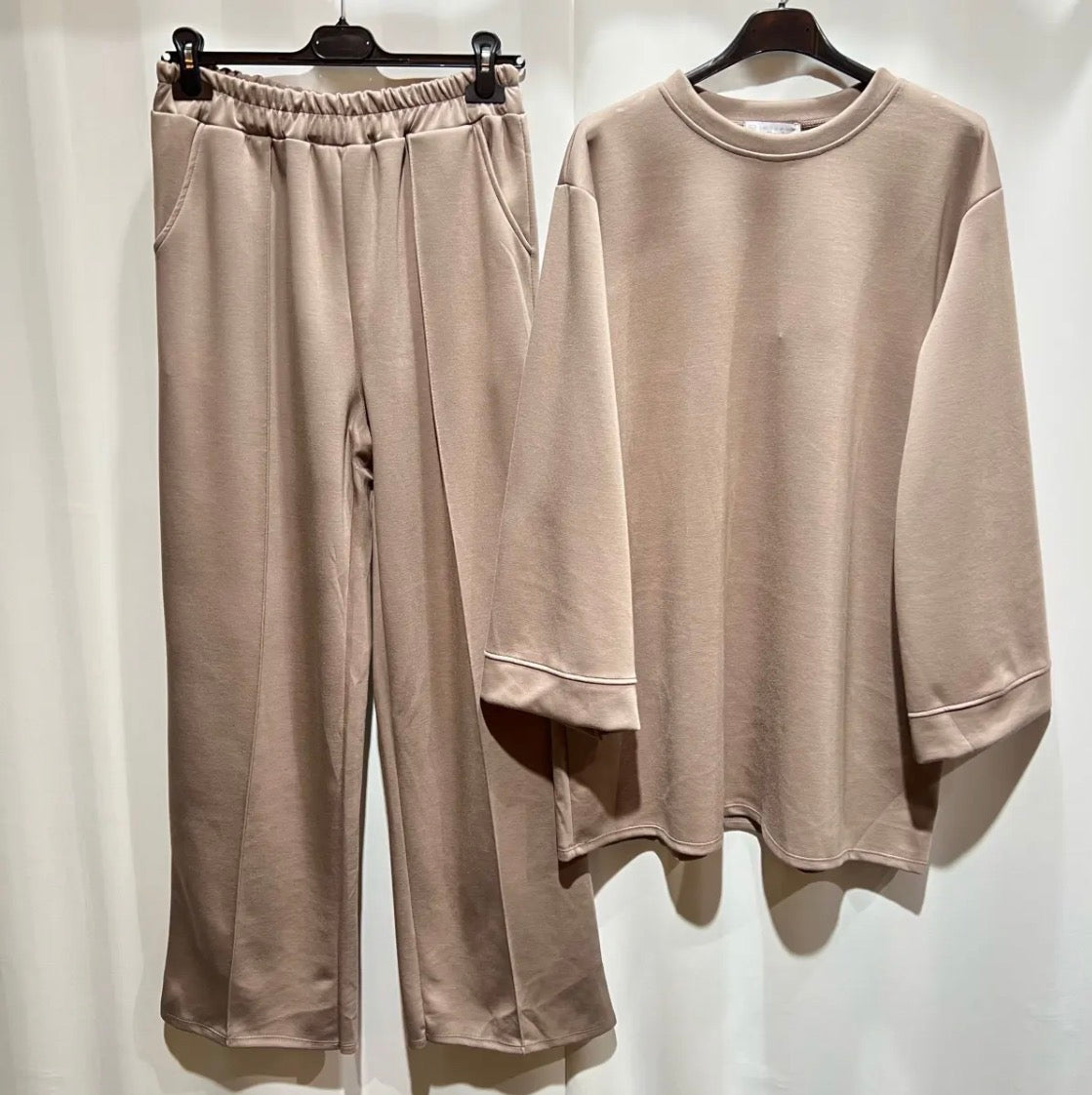 Ensemble deux pièces confortable en mélange de viscose