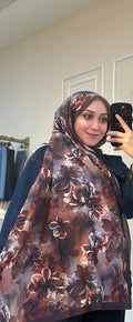 Écharpe douce en coton à motif floral marron foncé