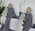 Elegantes Strick-Maxikleid in Grau