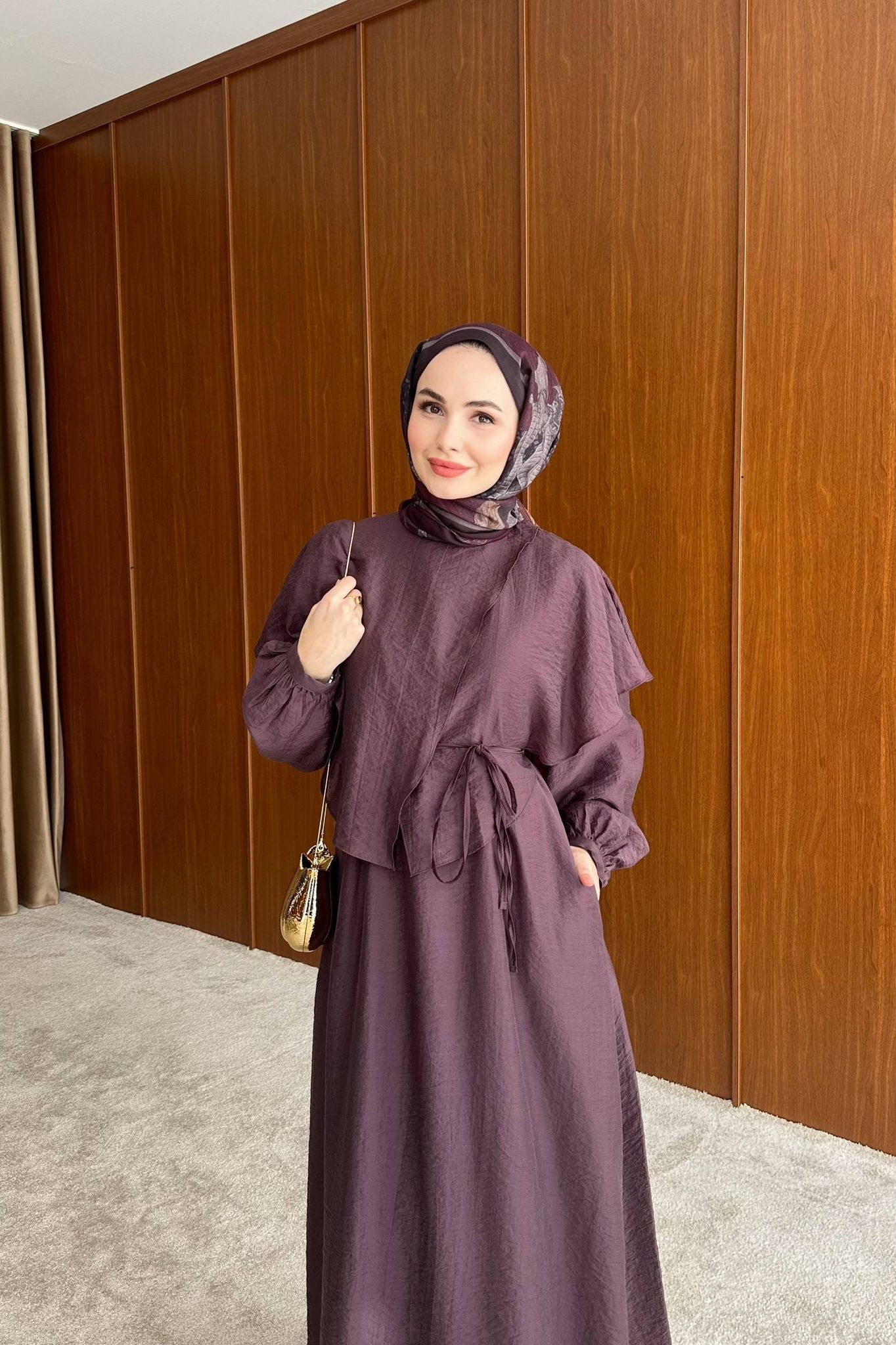 Meri Store Kleid